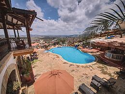 Hotel Las Rocas Resort