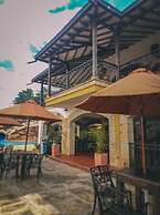 Hotel Las Rocas Resort
