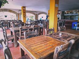 Hotel Las Rocas Resort