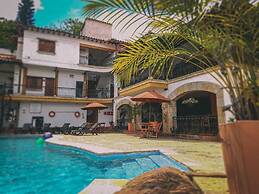Hotel Las Rocas Resort