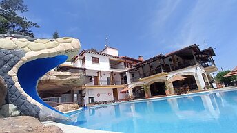 Hotel Las Rocas Resort