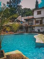 Hotel Las Rocas Resort