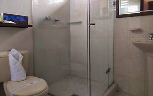 Hotel Las Rocas Resort