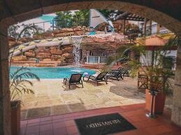 Hotel Las Rocas Resort