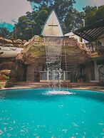 Hotel Las Rocas Resort