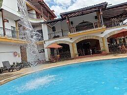 Hotel Las Rocas Resort