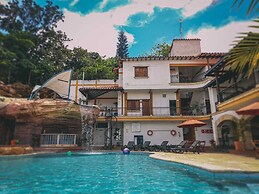 Hotel Las Rocas Resort