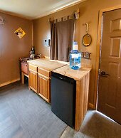 Wrangell Mountains Wilderness Lodge