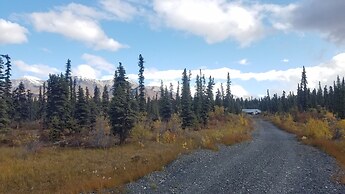 Wrangell Mountains Wilderness Lodge