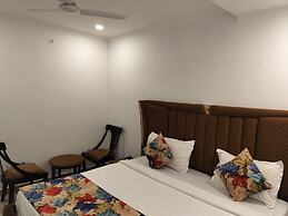 Farmhouse Inn