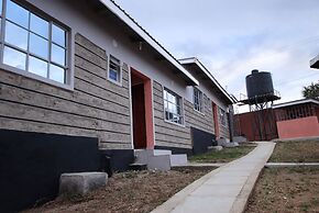 Stay.Plus Ebony Mara House