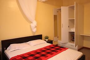 Stay.Plus Ebony Mara House