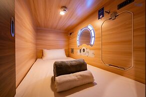 JPOD Capsule Hotel