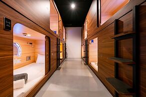 JPOD Capsule Hotel