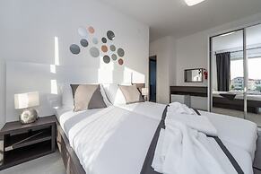 Apartments & Rooms Pool Villas Maris B