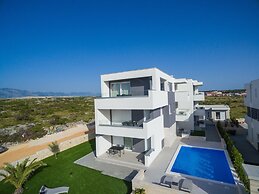 Apartments & Rooms Pool Villas Maris B