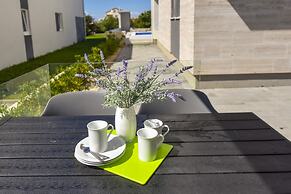 Apartments & Rooms Pool Villas Maris B