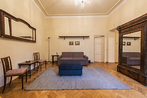 Duomo Luxury House by Mmega