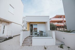 Apartments & Rooms Danivan Pool Villas B