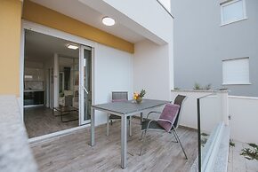 Apartments & Rooms Danivan Pool Villas B