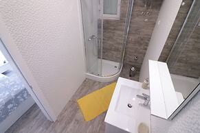 Apartments & Rooms Danivan Pool Villas B