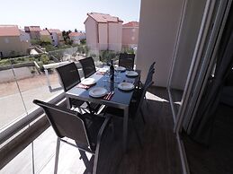 Apartments & Rooms Danivan Pool Villas B