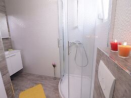 Apartments & Rooms Danivan Pool Villas B