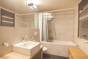 Luxury Suites Castel