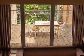 Luxury Suites Castel