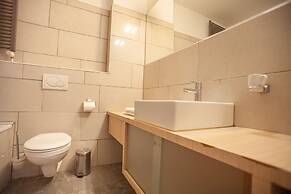 Luxury Suites Castel