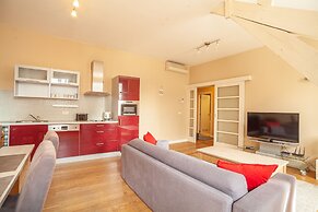 Luxury Suites Castel