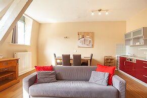 Luxury Suites Castel