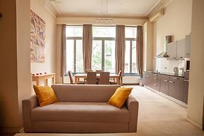 Luxury Suites Castel