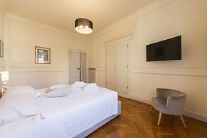 Luxury Signoria by Mmega