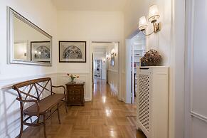 Luxury Signoria by Mmega