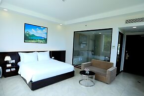 Orson Hotel & Resort Con Dao