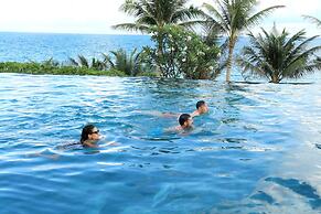 Orson Hotel & Resort Con Dao