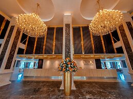 Orson Hotel & Resort Con Dao