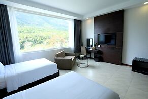 Orson Hotel & Resort Con Dao