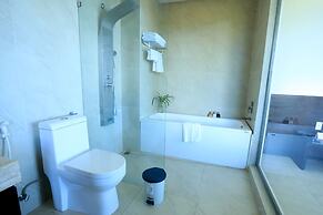 Orson Hotel & Resort Con Dao