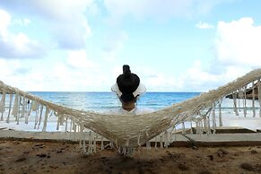 Orson Hotel & Resort Con Dao