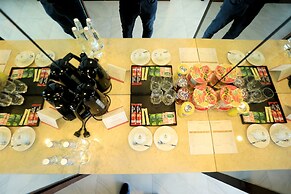 Orson Hotel & Resort Con Dao