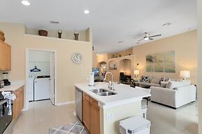 Amazing Disney Dream Getaway In Windsor Palms! 4 Bedroom Villa by RedA