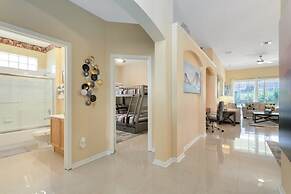 Amazing Disney Dream Getaway In Windsor Palms! 4 Bedroom Villa by RedA