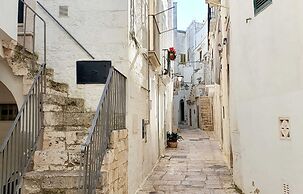 Beautiful Garden Apartment in Cisternino