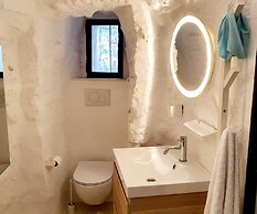 Beautiful Garden Apartment in Cisternino