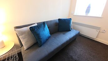 Salford Ark Comfort Stays Near Trafford Centre