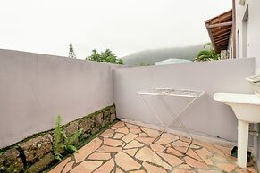 Velinn Pousada Iguana Azul