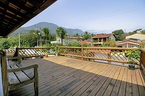 Velinn Pousada Iguana Azul