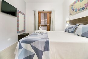 Velinn Pousada Iguana Azul